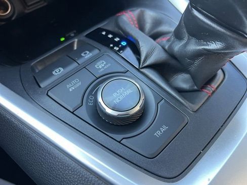 Used 2021 Toyota RAV4 XSE image 27
