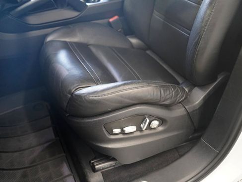 Used 2020 Porsche Cayenne AWD/4WD image 28