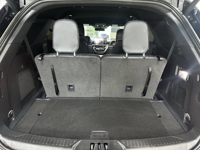 Certified 2025 Ford Explorer ST-Line AWD/4WD image 26