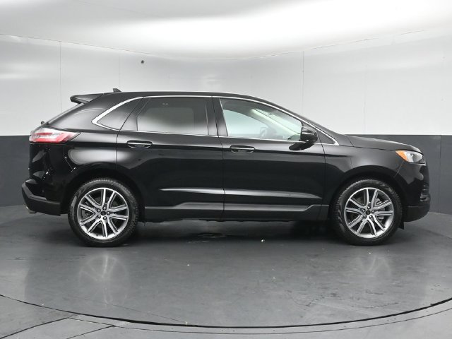 Certified 2024 Ford Edge Titanium AWD/4WD image 8