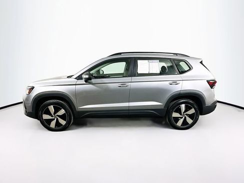 Used 2025 Volkswagen Taos S image 5