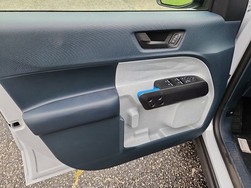 New 2025 Ford Maverick XLT w/ XLT Luxury Package image 8