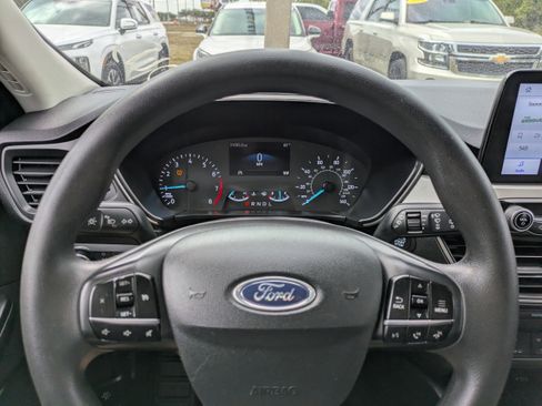 Used 2022 Ford Escape SE image 22