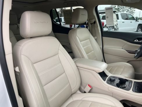 Used 2023 GMC Acadia Denali w/ Denali Ultimate Package image 28