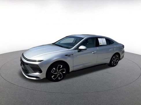 Used 2025 Hyundai Sonata SEL FWD image 10