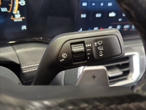 Used 2025 Ford Mustang GT Premium image 21