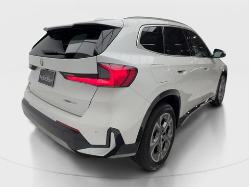 Used 2025 BMW X1 xDrive28i AWD/4WD image 7