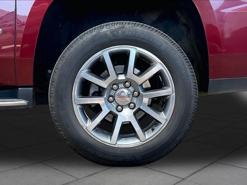 Used 2020 GMC Yukon XL Denali RWD image 11