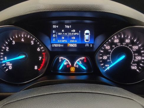 Used 2019 Ford Escape SE FWD image 23