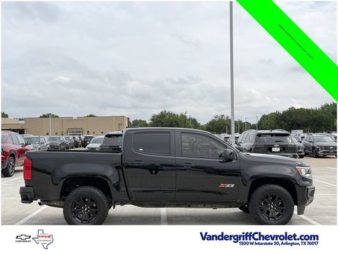 Used 2021 Chevrolet Colorado Z71 w/ Z71 Midnight Edition AWD/4WD image 3