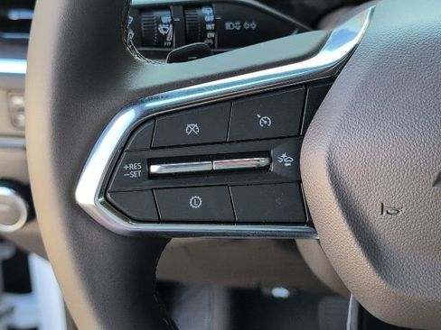 New 2026 Chevrolet Suburban LS image 20