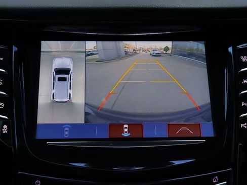 Used 2020 Cadillac Escalade Luxury image 22