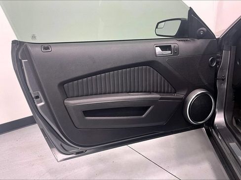 Used 2013 Ford Mustang Shelby GT500 RWD image 17