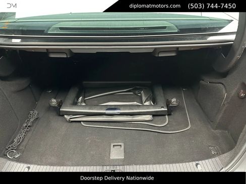 Used 2015 Mercedes-Benz E 350 Sedan image 40