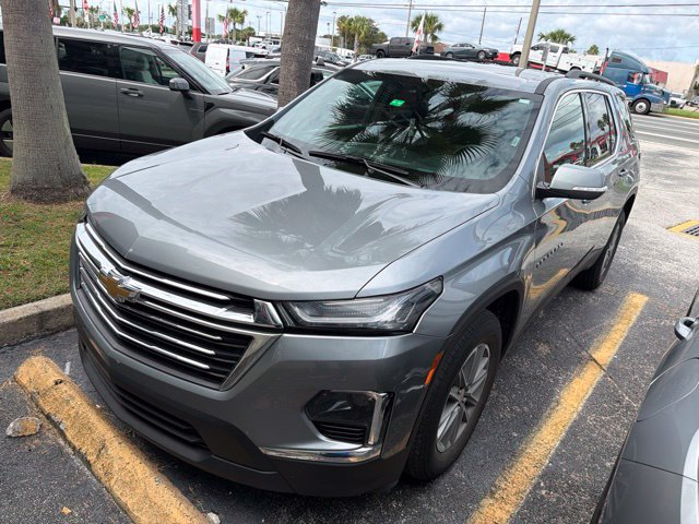 Used 2023 Chevrolet Traverse LT FWD image 1