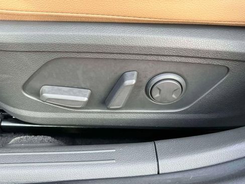 Used 2025 Hyundai Sonata Limited image 18