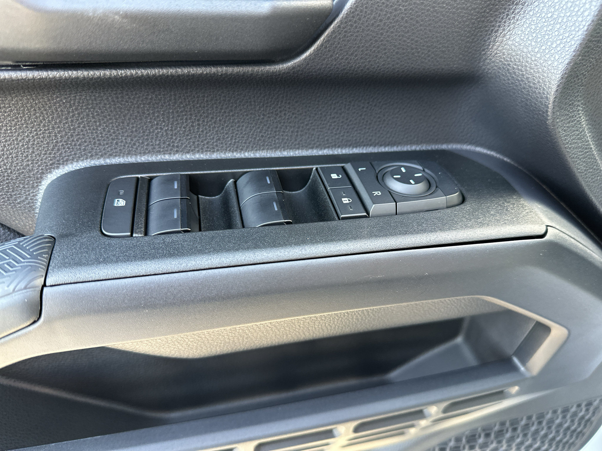 Used 2025 Toyota 4Runner TRD Sport AWD/4WD image 18
