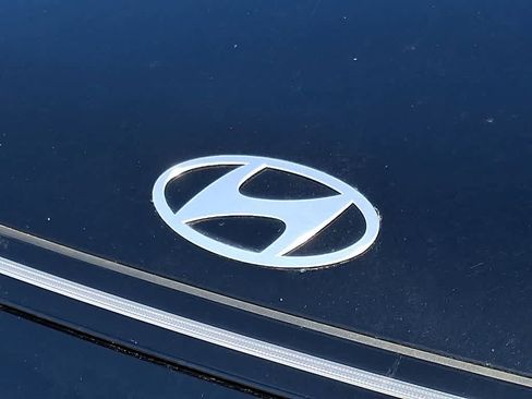 Used 2024 Hyundai Kona SEL AWD/4WD image 30
