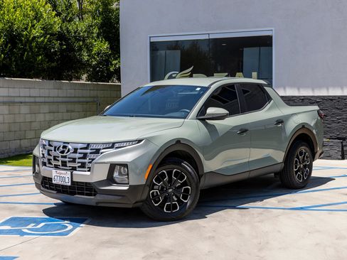 Used 2022 Hyundai Santa Cruz SEL AWD/4WD image 6