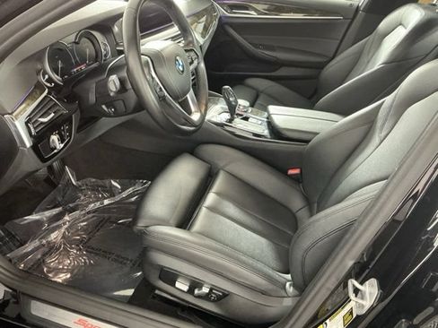 Used 2019 BMW 530i w/ Convenience Package RWD image 8