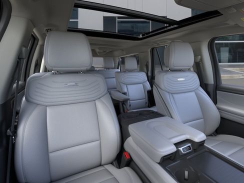 New 2026 Ford Expedition Max Platinum w/ Platinum Ultimate Package AWD/4WD image 12