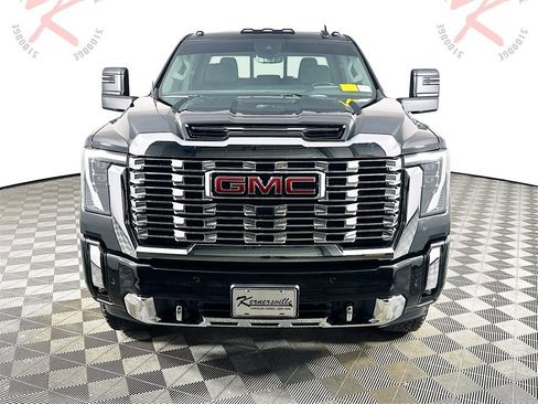 Used 2025 GMC Sierra 2500 Denali w/ Denali Reserve Package image 2
