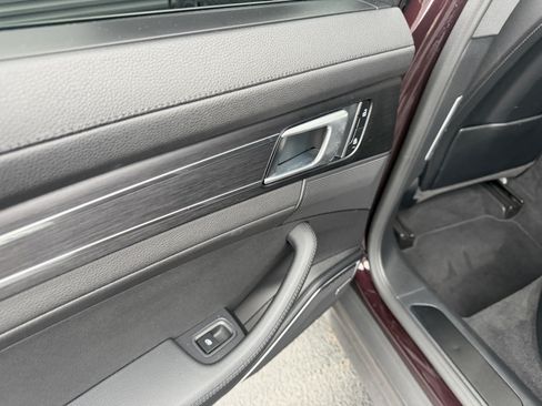 Certified 2023 Porsche Panamera 4 Platinum Edition AWD/4WD image 17