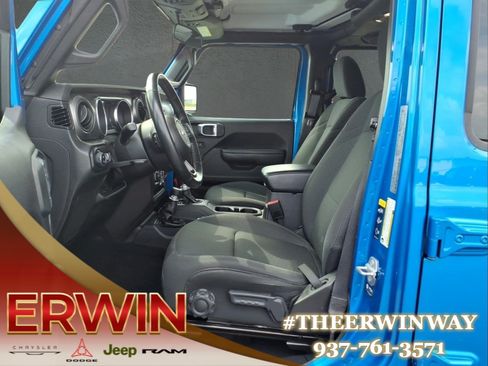 Used 2022 Jeep Gladiator Sport AWD/4WD image 13