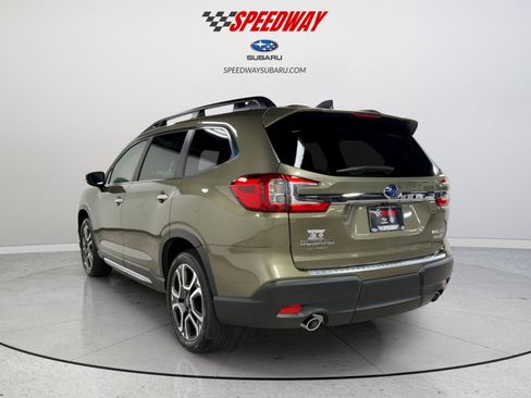 New 2025 Subaru Ascent Touring w/ Popular Package #2 image 5