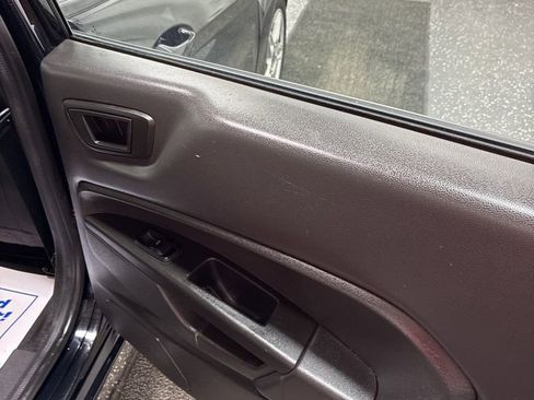 Used 2019 Ford Fiesta SE image 23