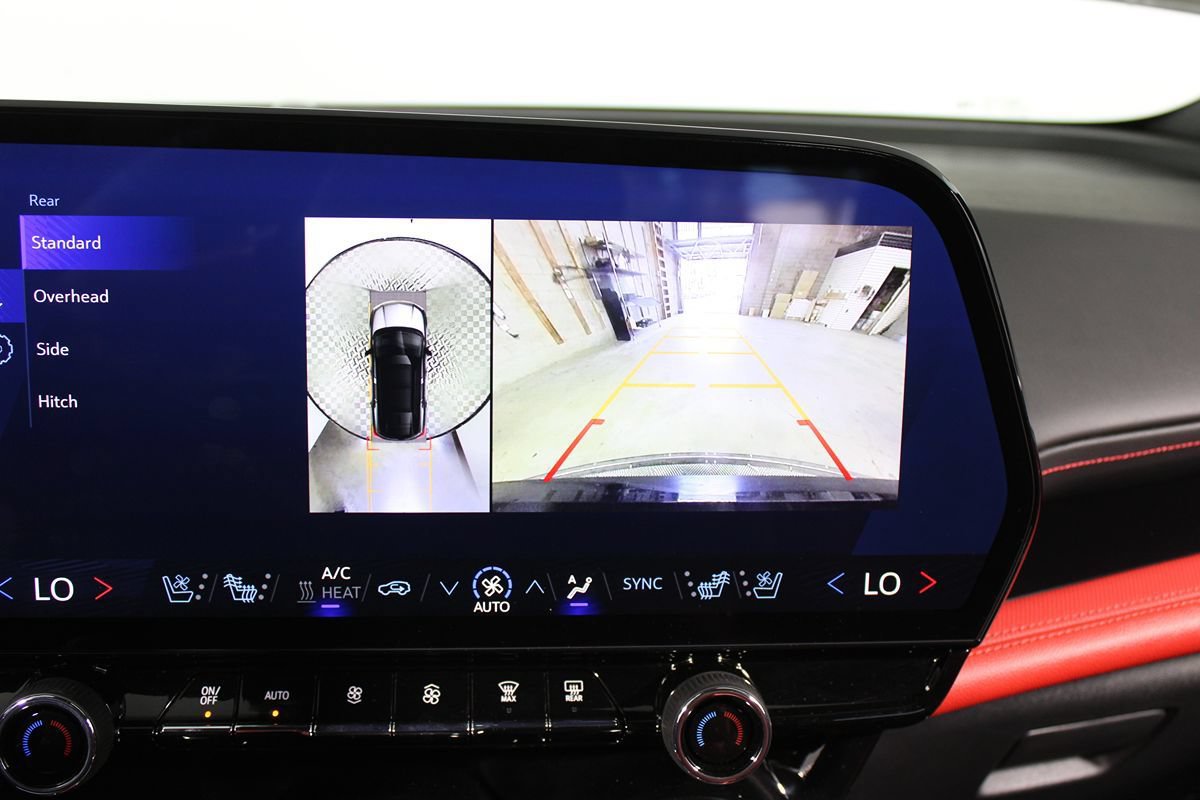 Used 2024 Chevrolet Blazer EV RS RWD image 19