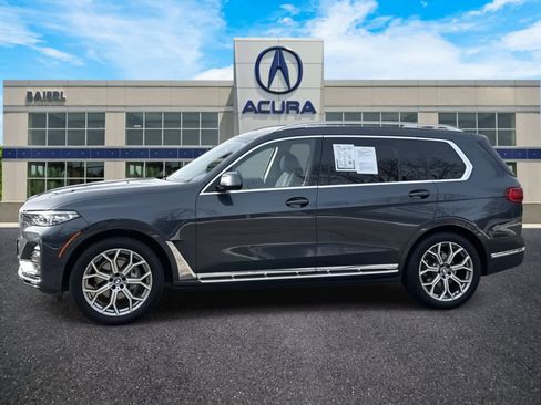 Used 2021 BMW X7 xDrive40i w/ Cold Weather Package image 2