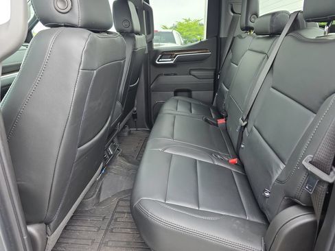 Used 2024 GMC Sierra 1500 Elevation AWD/4WD image 9