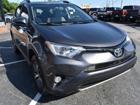 Used 2016 Toyota RAV4 XLE FWD image 4