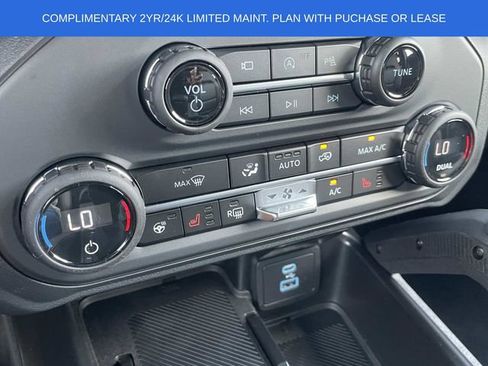 New 2025 Ford Bronco Outer Banks w/ Sasquatch Package AWD/4WD image 8