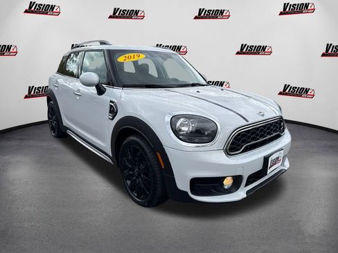 Used 2019 MINI Cooper Countryman S image 3