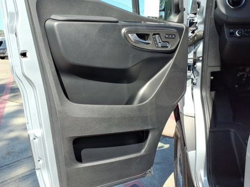 New 2026 Mercedes-Benz Sprinter 2500 image 13