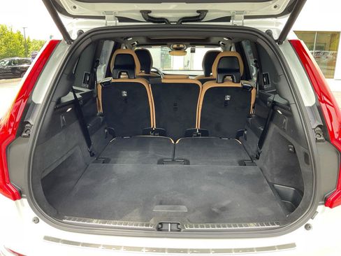 Certified 2024 Volvo XC90 B6 Ultimate w/ Protection Package Premier AWD/4WD image 16