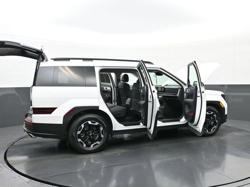 Certified 2025 Hyundai Santa Fe SEL image 48