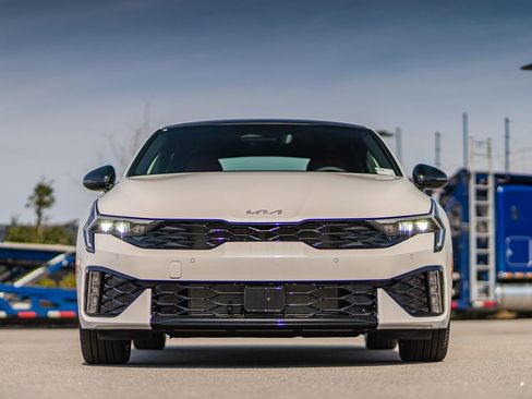 New 2026 Kia K5 GT-Line w/ GT-Line Premium Package FWD image 3