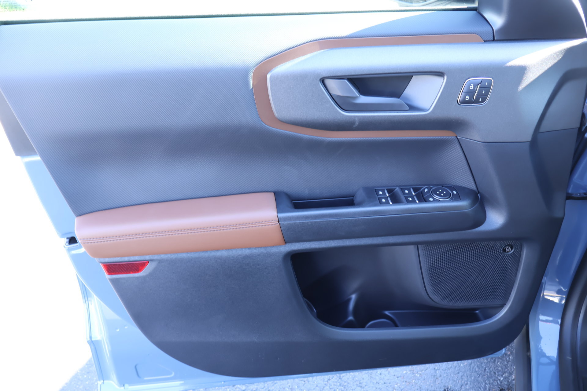 New 2026 Ford Bronco Sport Outer Banks w/ Outer Banks Tech Package+ AWD/4WD image 17