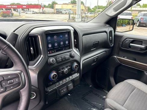 Used 2022 Chevrolet Silverado 1500 RST RWD image 18