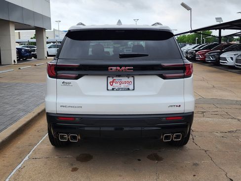 New 2026 GMC Acadia AT4 w/ Luxury Package AWD/4WD image 5