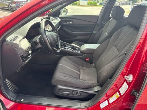 Used 2023 Honda Accord Sport image 10