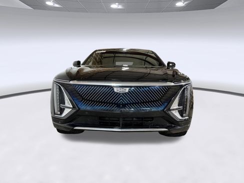 Certified 2024 Cadillac Lyriq Luxury w/ LPO, Floor Liner Package AWD/4WD image 5