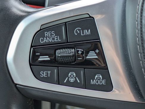 Used 2024 BMW 840i xDrive Convertible AWD/4WD image 32