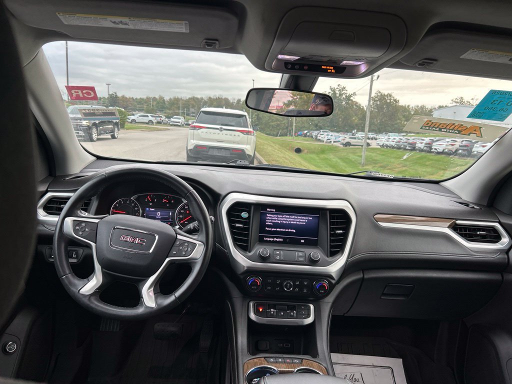 Used 2020 GMC Acadia SLE w/ Driver Convenience Package FWD image 5