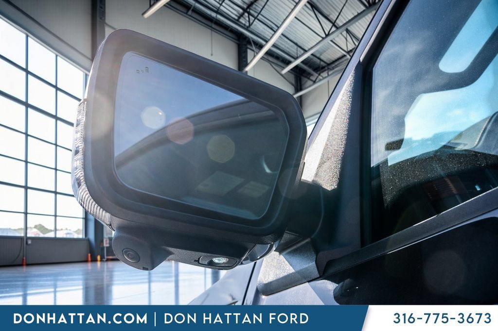 Used 2022 Ford F150 Platinum w/ Equipment Group 701A High AWD/4WD image 38
