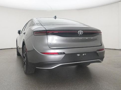 New 2026 Toyota Crown XLE image 25