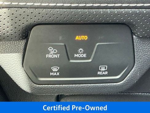 Used 2025 Volkswagen Atlas SEL Premium R-Line AWD/4WD image 38